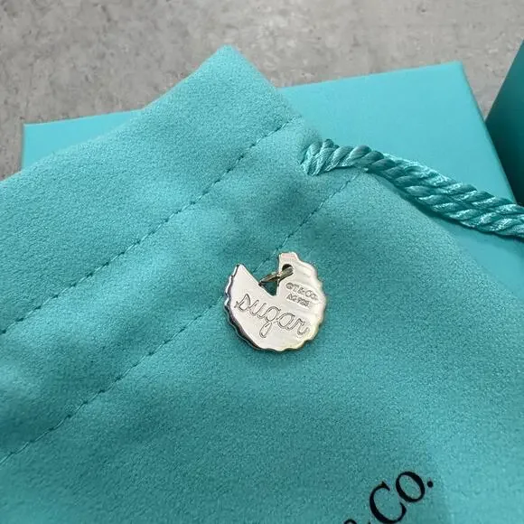 Tiffany & Co. Sugar Pie Charm or Pendant in Sterling Silver rare retired .925 - Picture 9 of 9